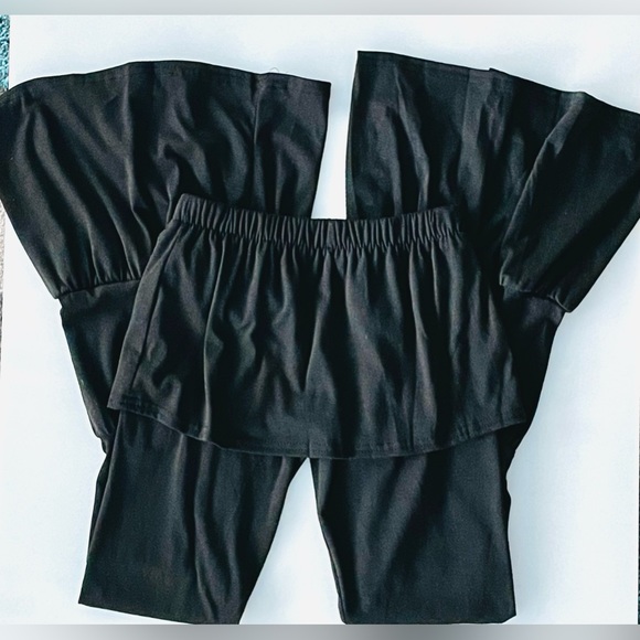 BLACK BELL BOTTOMS—EXTRA SMALL AND NEVER WORN—STRECH PANTS CUTE - Picture 8 of 14